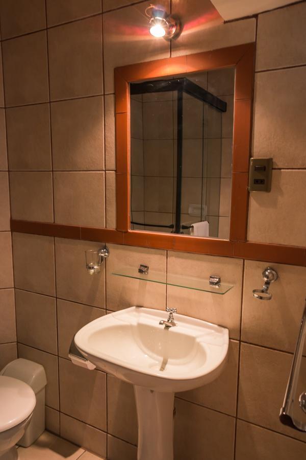 סוקרה La Escondida Hostal מראה חיצוני תמונה