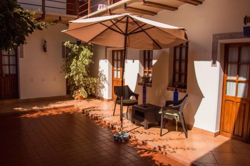 סוקרה La Escondida Hostal מראה חיצוני תמונה